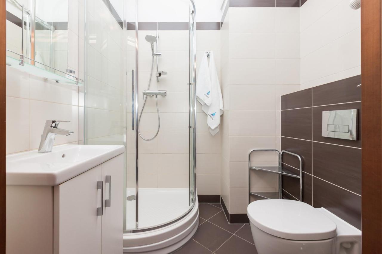 Apartamenty Aquamarina By Noclegi Renters ชวีโนวิชแจ ภายนอก รูปภาพ