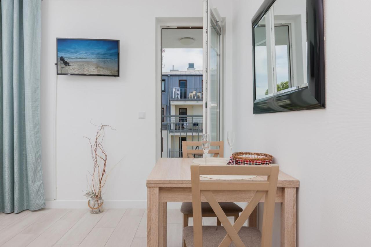 Apartamenty Aquamarina By Noclegi Renters ชวีโนวิชแจ ภายนอก รูปภาพ